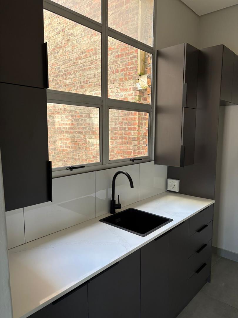 To Let commercial Property for Rent in Gardens Western Cape